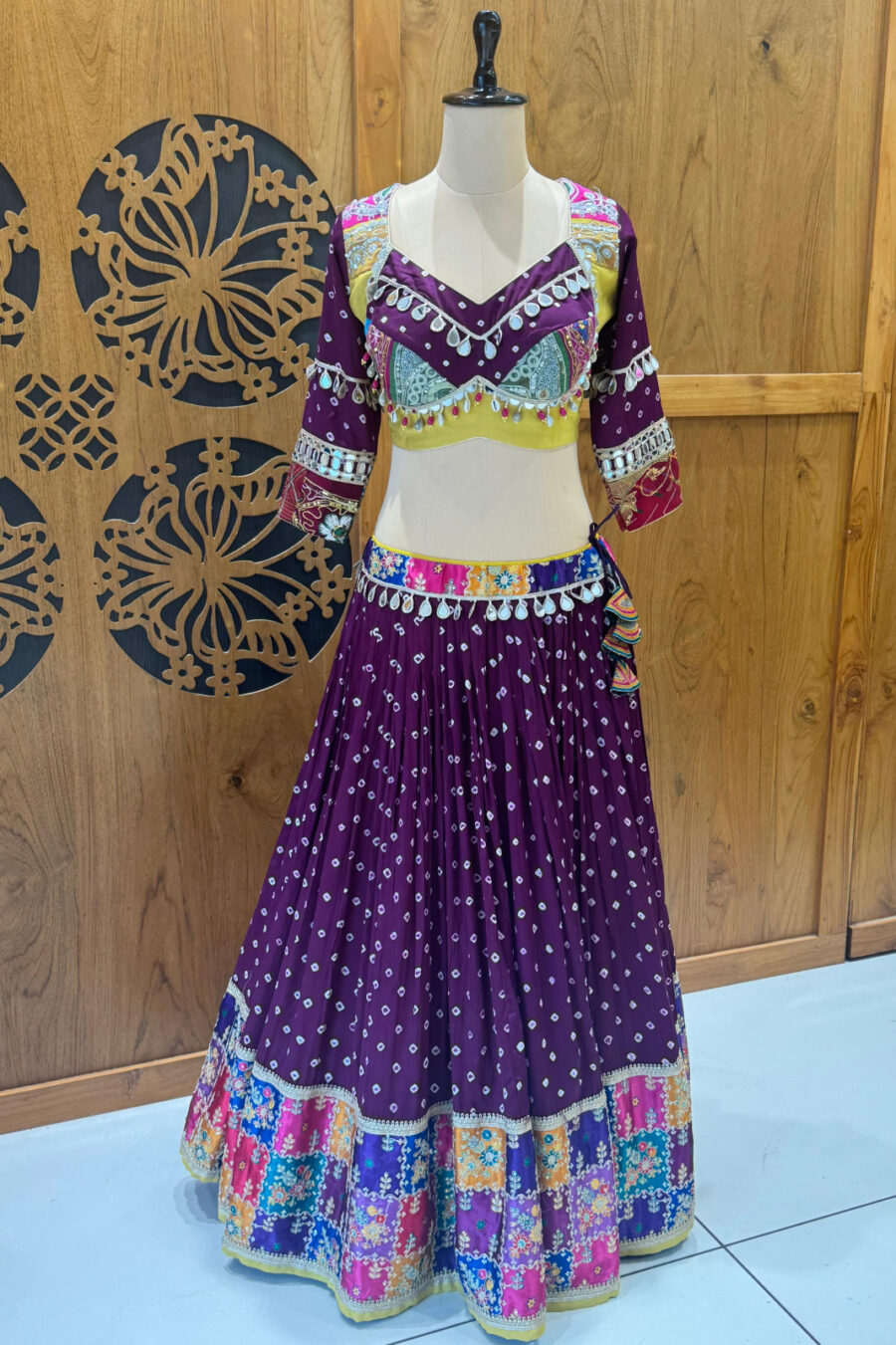 Wine Bandhani Chaniya Choli - Image 3